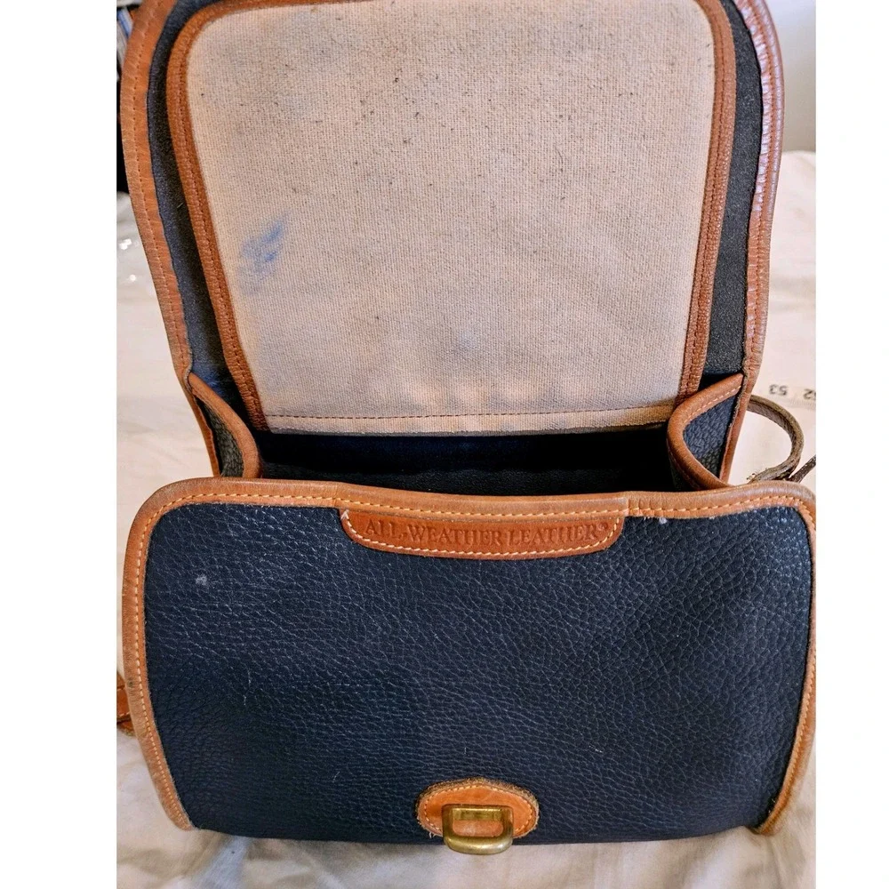 Dooney & Bourke Vintage All Weather Leather Crossbody Bag Black Tan Duck Logo